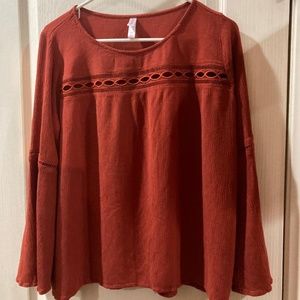 Xhiliration Brick Red Blouse EUC